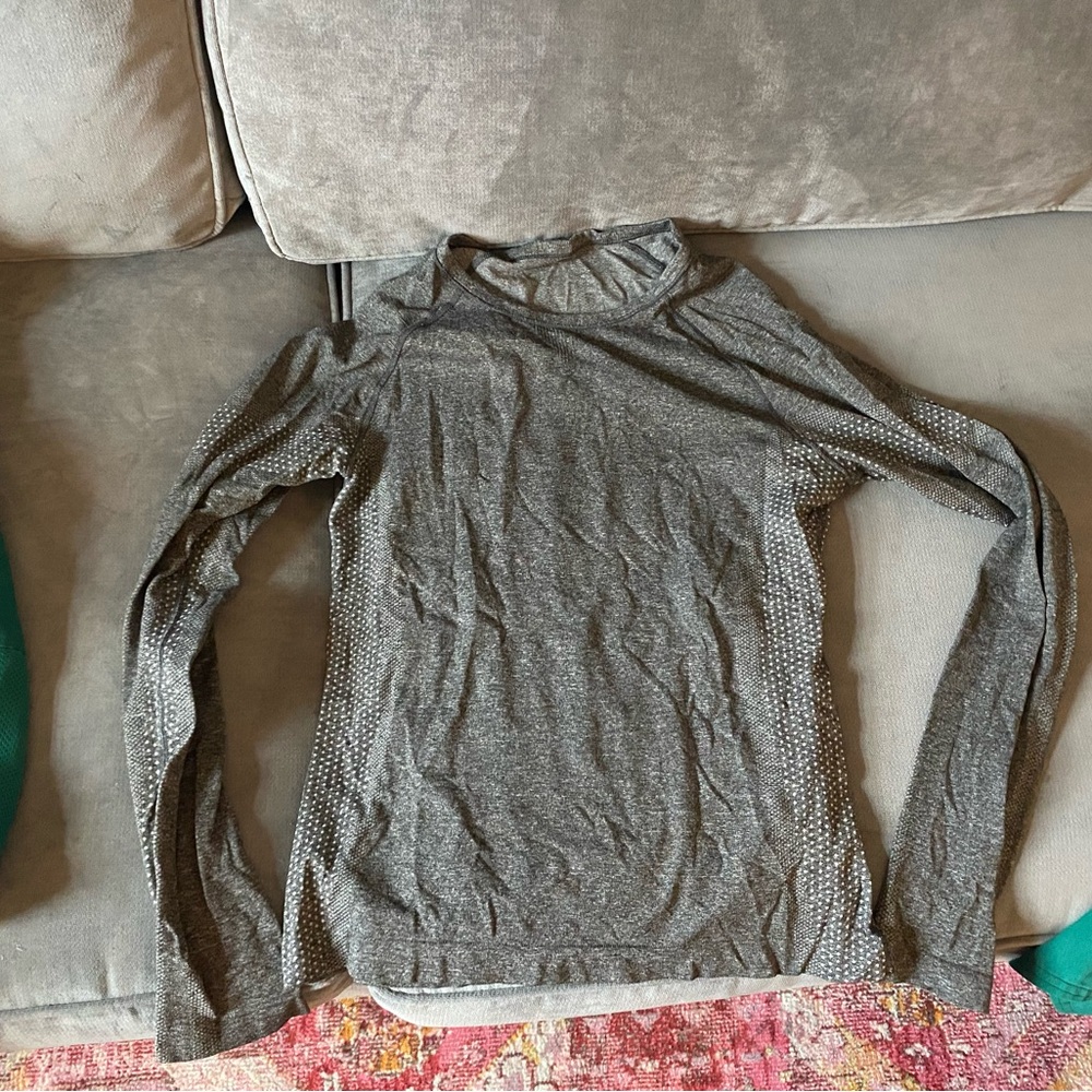 Large grey long sleeve figs underscrubs